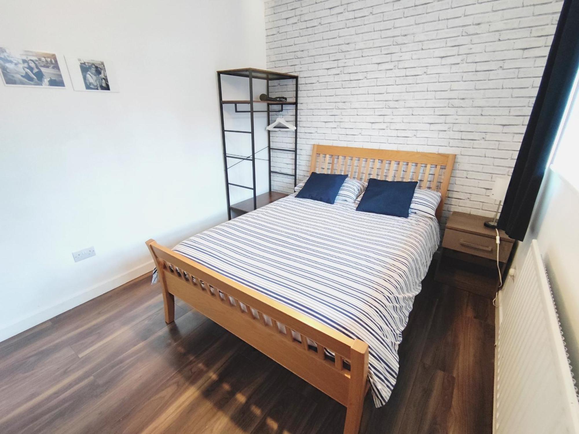 Location Location Location, Whole Apartment For You! Londres Exterior foto